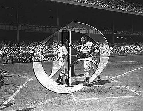 Bill Terry greeted at home plate55N0183